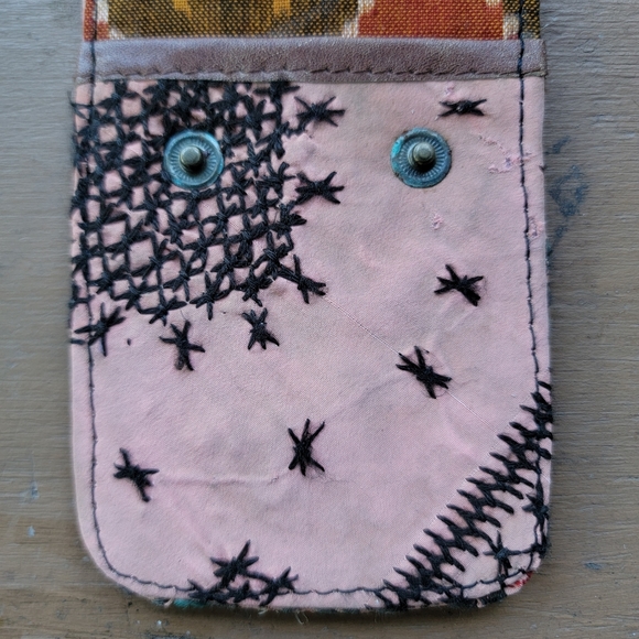 🌎👽 Free People Boho Embroidered Repurposed vtg banjara hippie Wallet card case - Picture 6 of 16